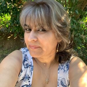 Meet your Posher, Maria g